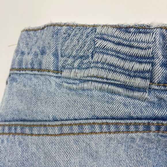 Revice 90’s High Waisted Distressed Button Fly Mom Jeans Light Wash Sz 29 - Picture 10 of 11